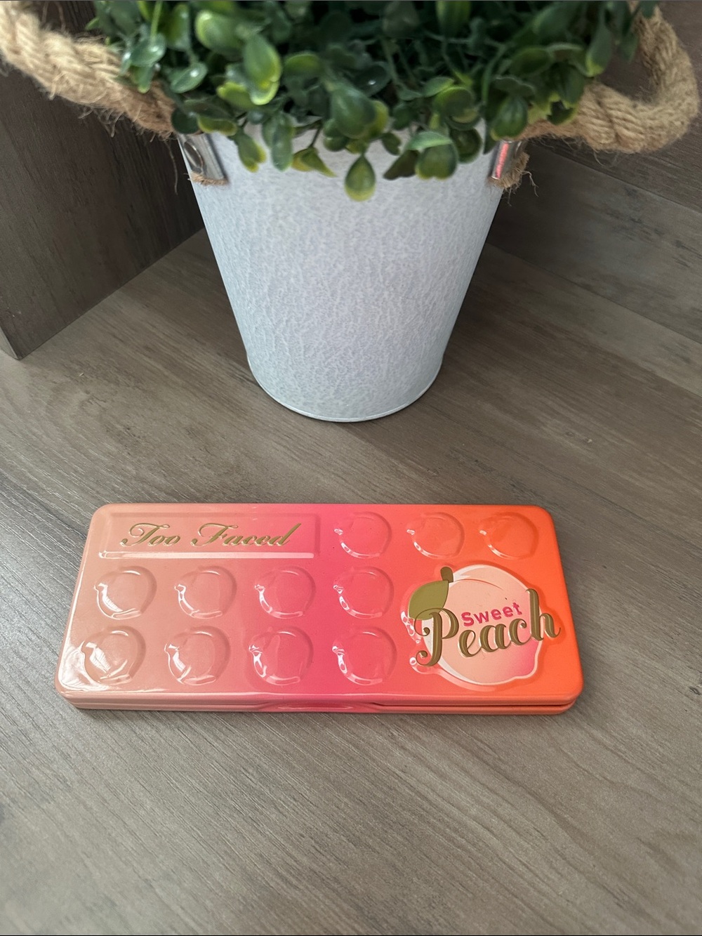 Too Faced Sweet Peach Eyeshadow Palette